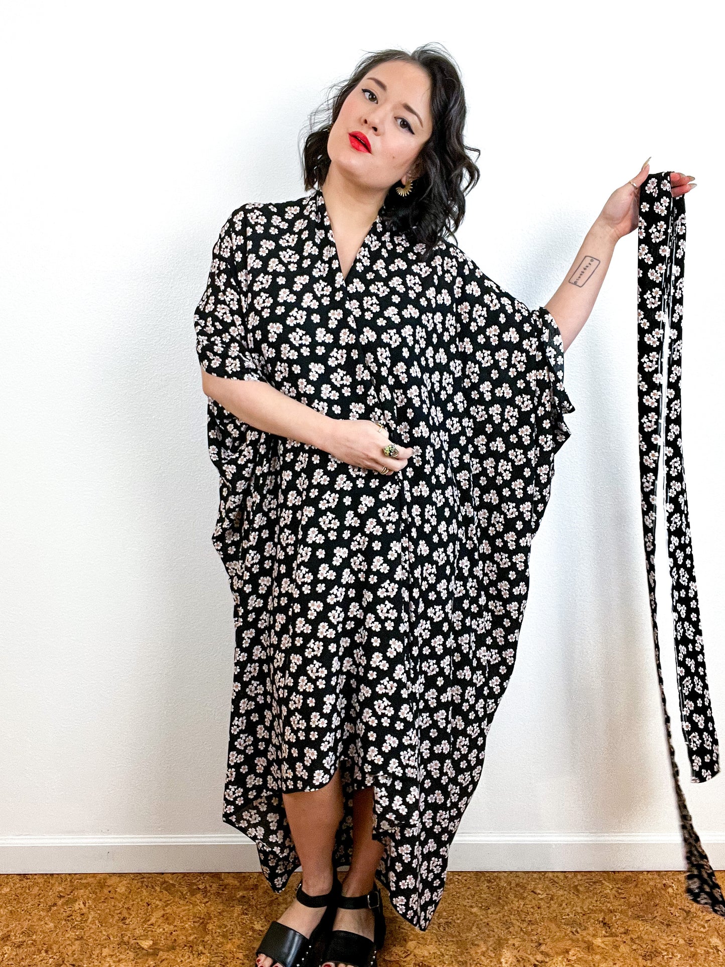 Print High Low Kimono Black Cherry Blossom Crinkle Challis