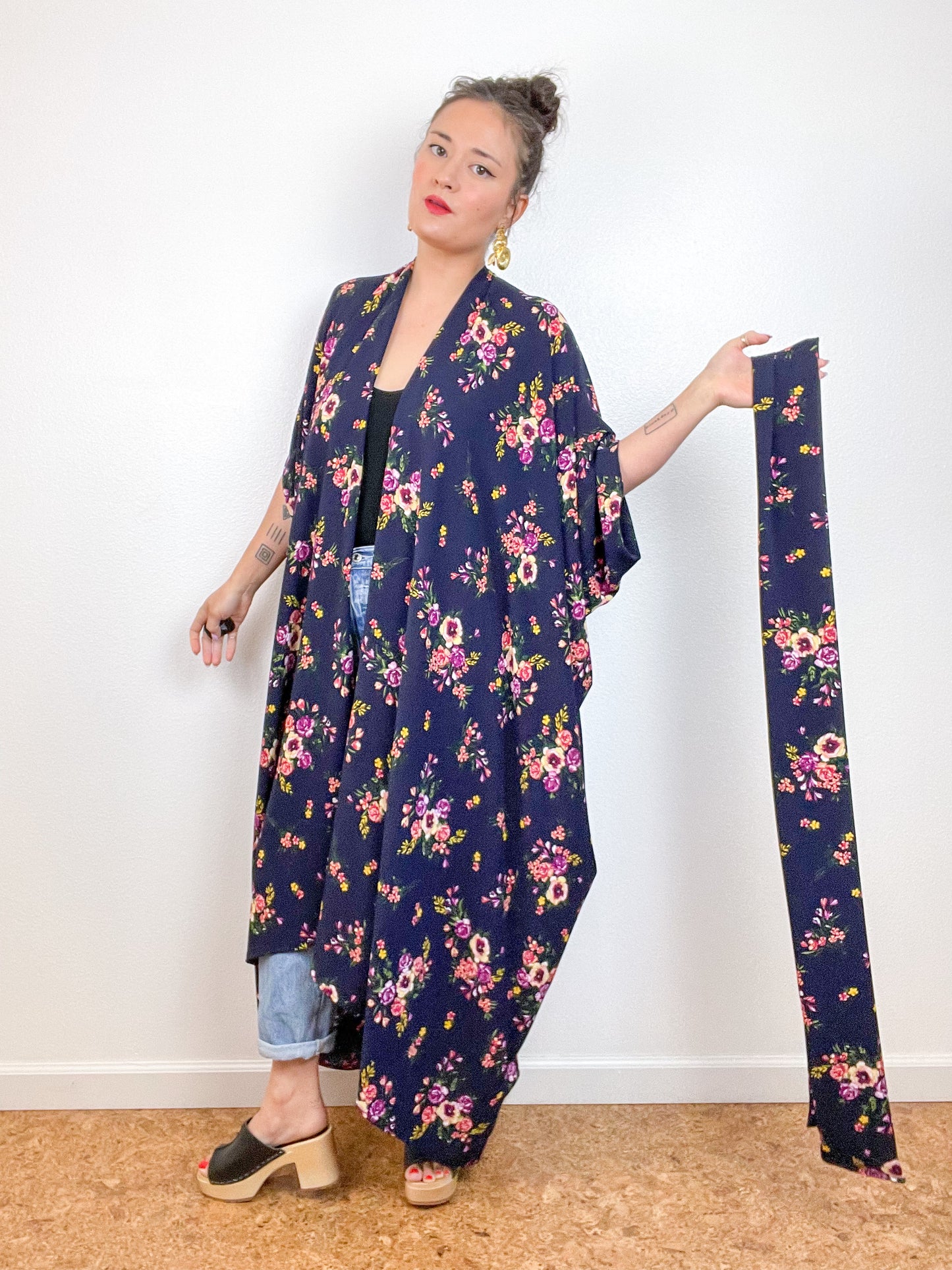 Print High Low Kimono Navy Floral Bouquet Bubble Crepe