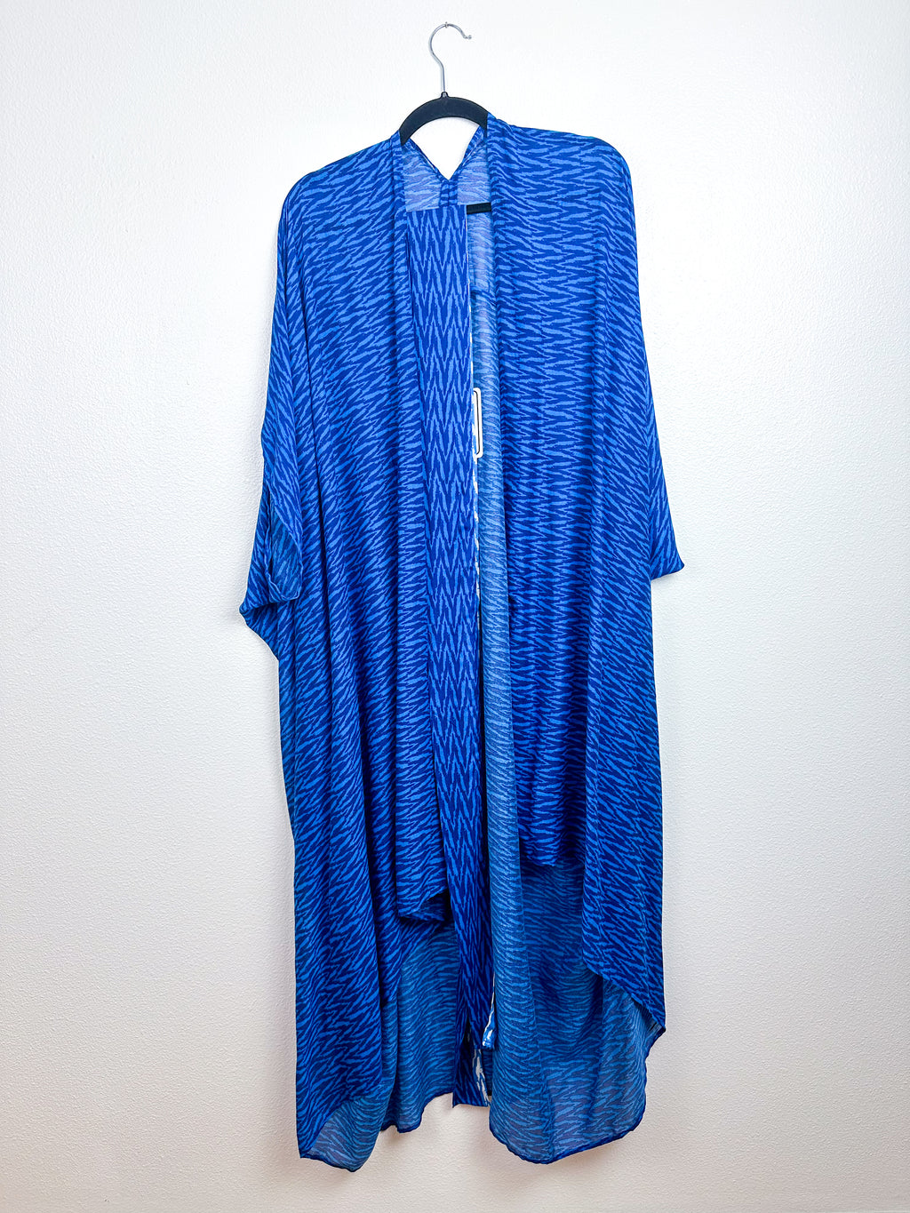 Print High Low Kimono Blue Chevron Tissue Challis