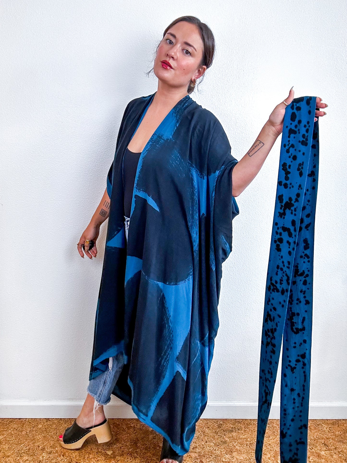 Hand-Dyed High Low Kimono Teal Black Arc