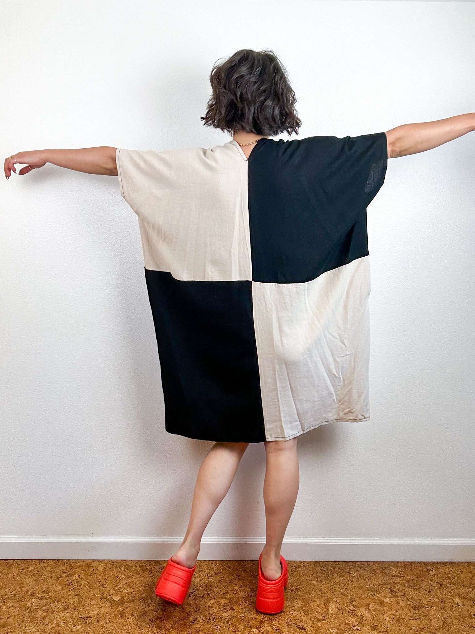 Oversized Color Block Linen Blend Smock Dress Black Ivory