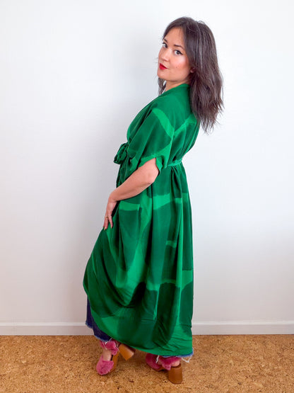 Hand-Dyed High Low Kimono Kelly Green Arc