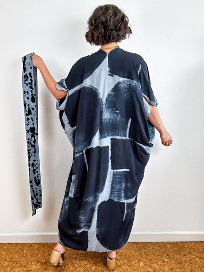 Hand-Dyed High Low Kimono Gray Black Arc