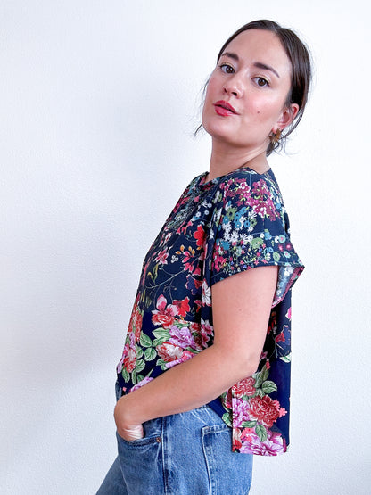 Scrappy Crop Navy Floral Mix