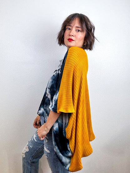 Oversize Flip Sweater Marigold Black Tie