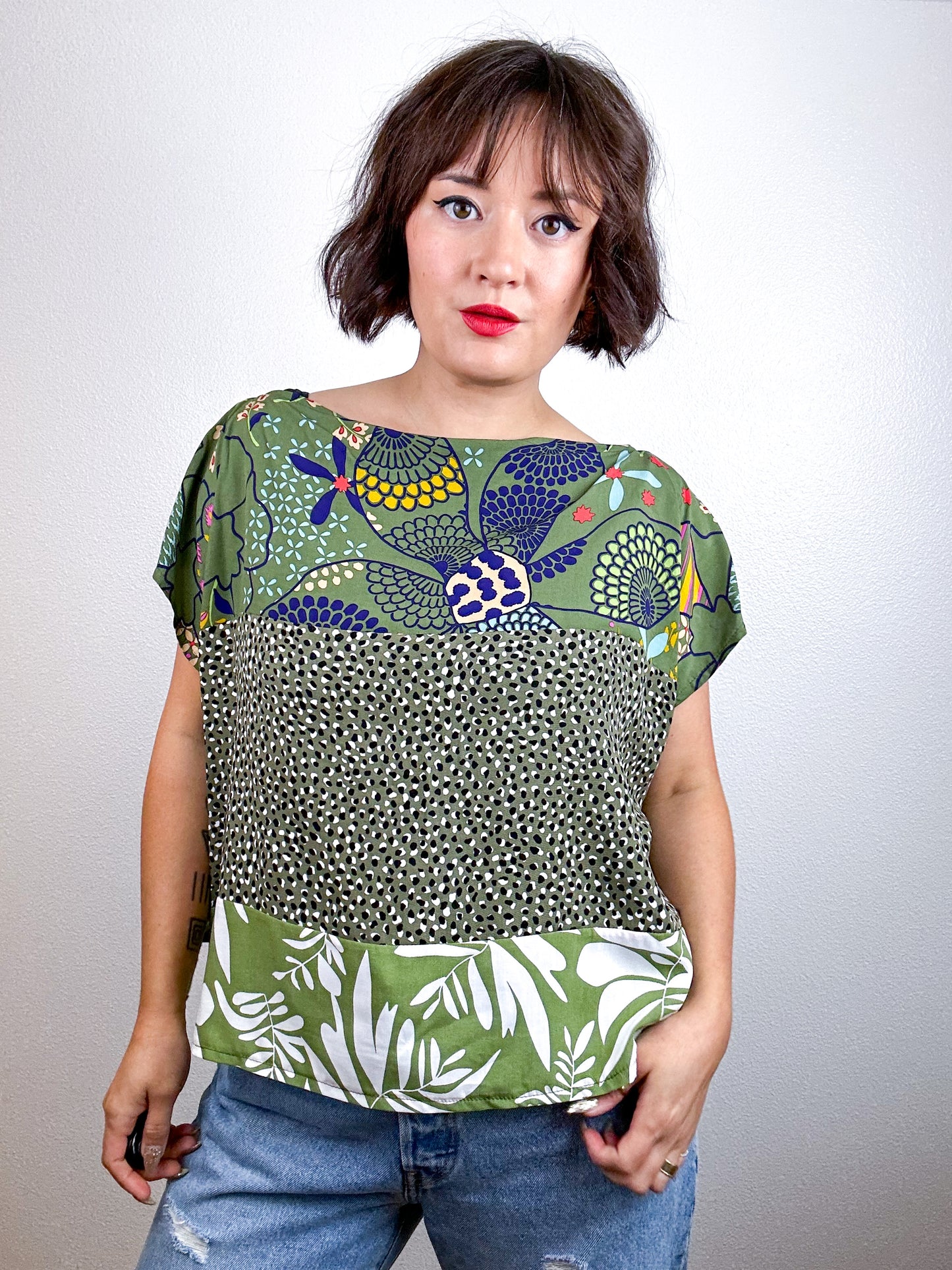 Scrappy Crop Olive Mixed Print