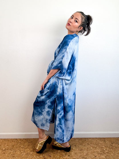 Hand-Dyed Bamboo Tie Caftan Blue Storm