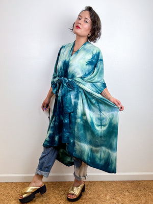 Hand-Dyed High Low Kimono Soft Teal Lines