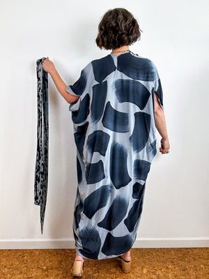 Hand-Dyed High Low Kimono Gray Black Brush