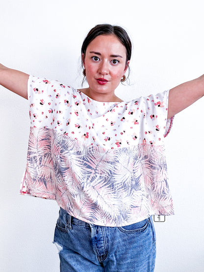 Scrappy Crop White Pink Print Mix