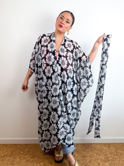 Print High Low Kimono Black Daisy Chiffon