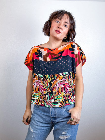 Scrappy Crop Black Tropical Mix 2