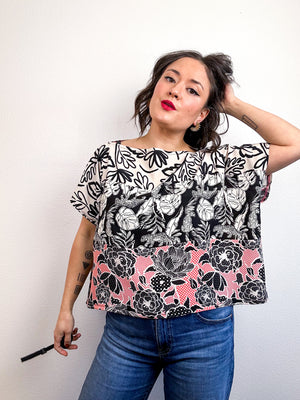 Scrappy Crop Black Red Ivory Florals