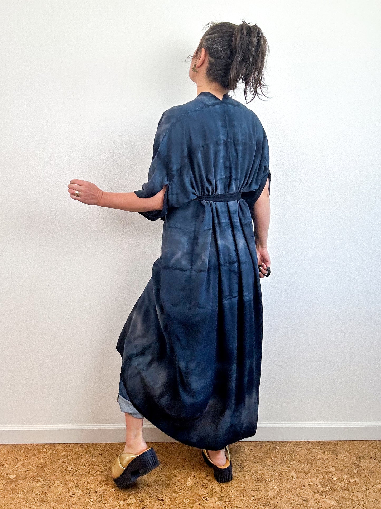 Hand-Dyed High Low Kimono Soft Black Lines