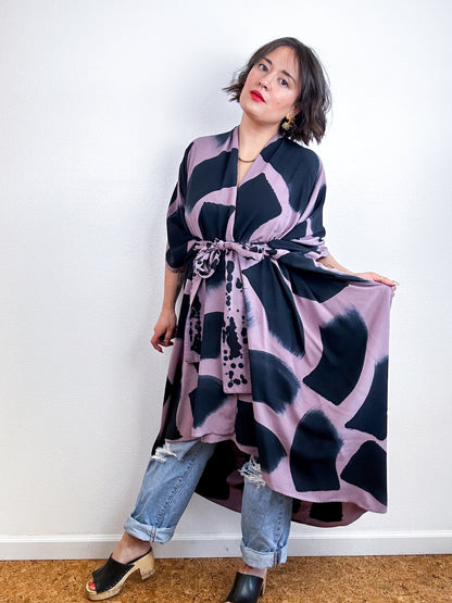 Hand-Dyed High Low Kimono Mauve Black Brush