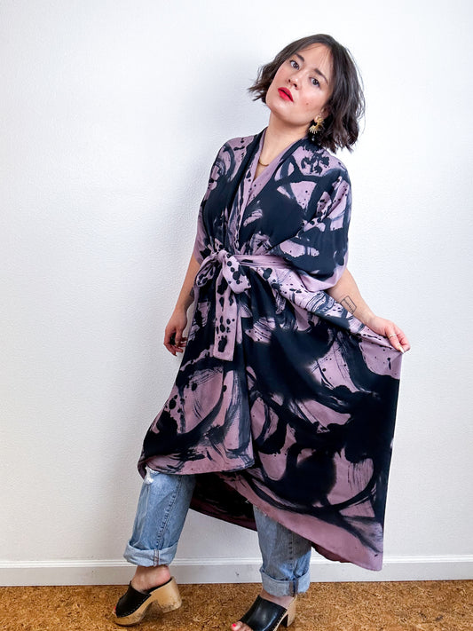 Hand-Dyed High Low Kimono Mauve Black Sumi