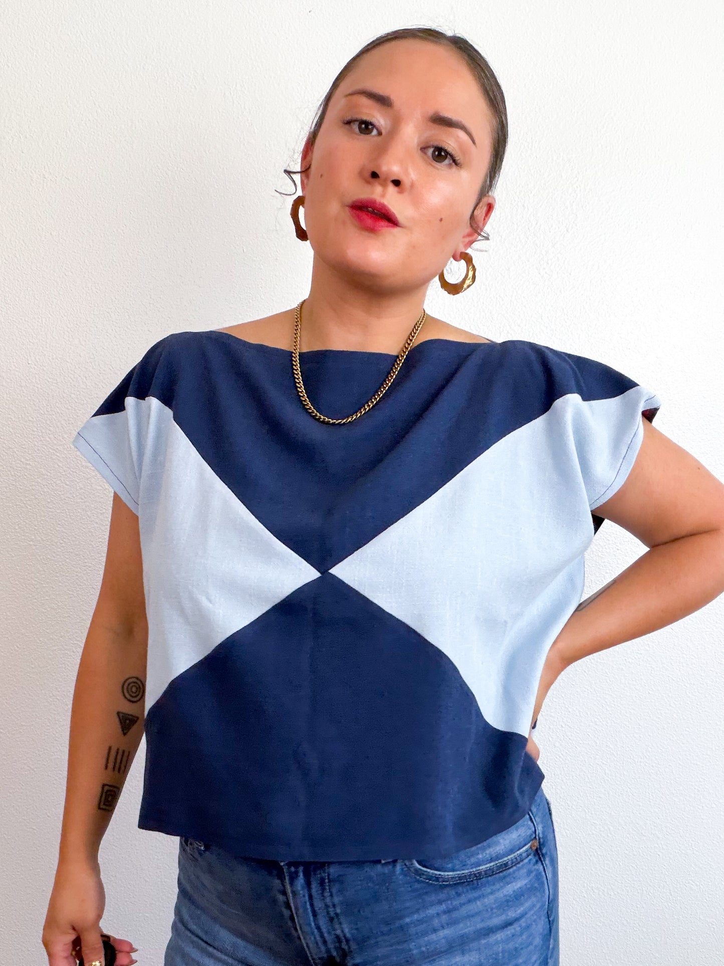 Linen Blend Flip Crop Navy Aqua