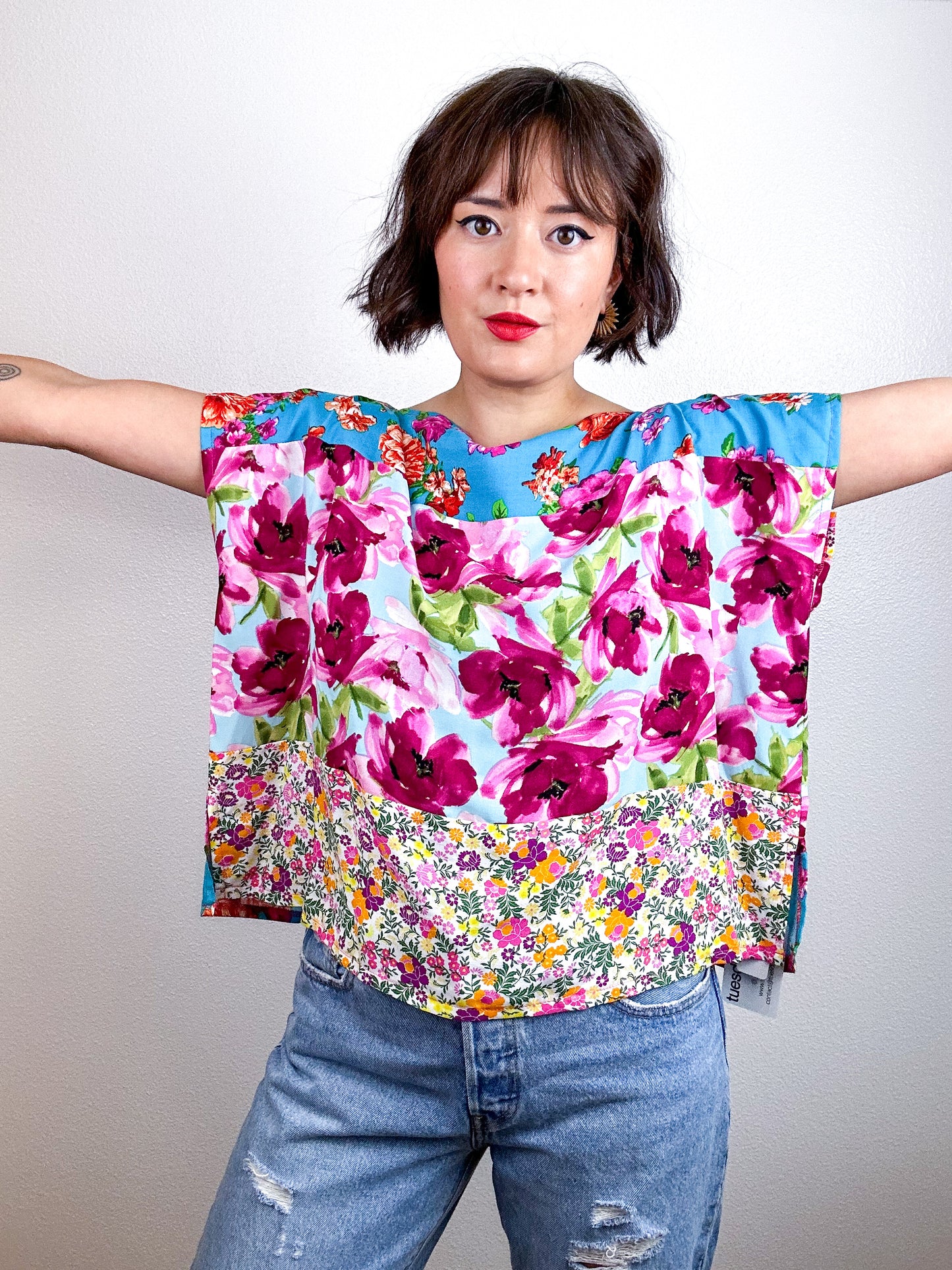 Scrappy Crop Turquoise Pink Floral