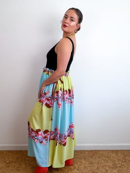 THE SKIRT Aqua Citron Tropical Reversible Bubble Crepe