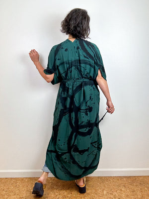 Hand-Dyed High Low Kimono Forest Black Sumi