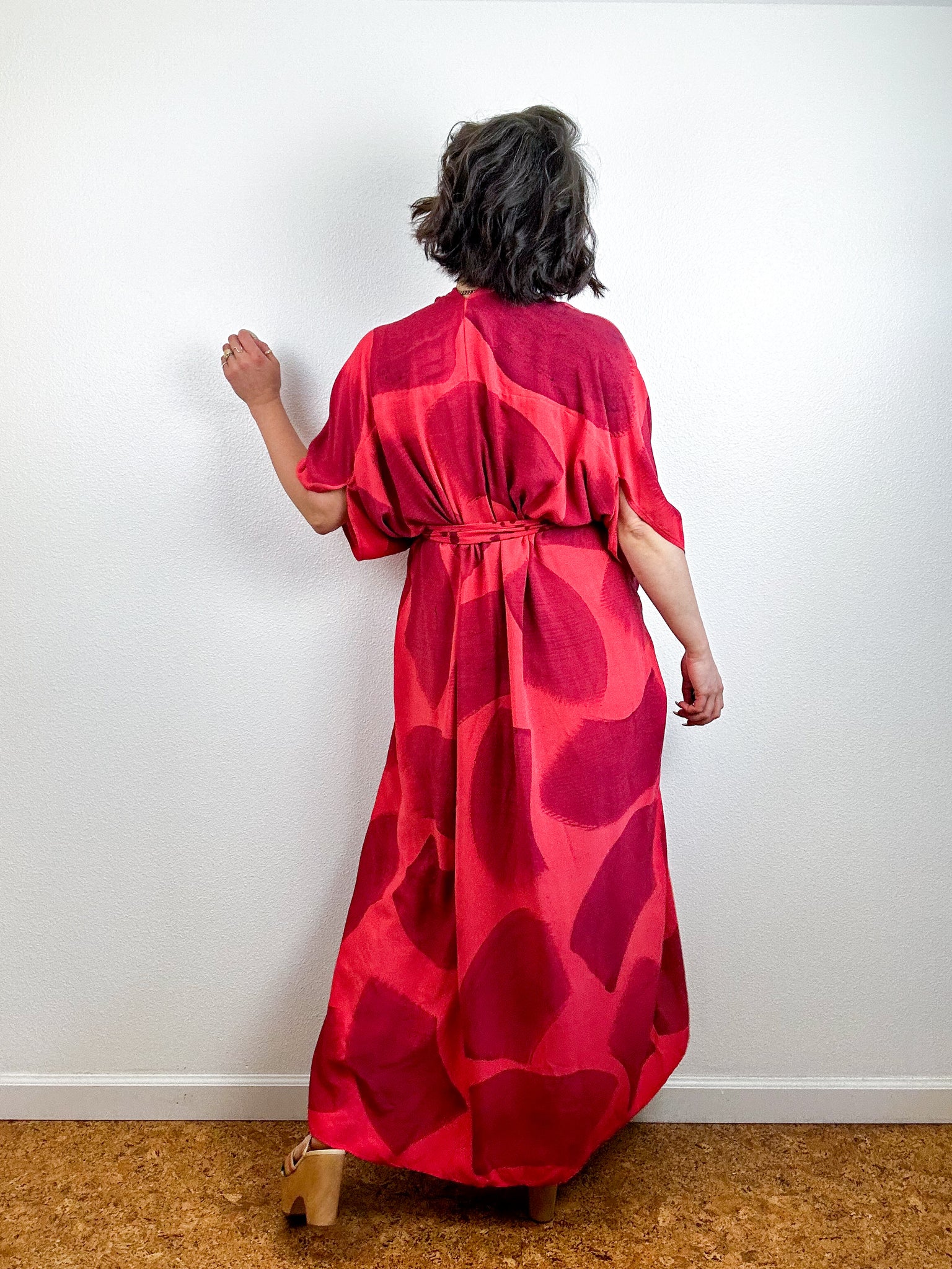 Hand-Dyed High Low Kimono Coral Maroon Brush