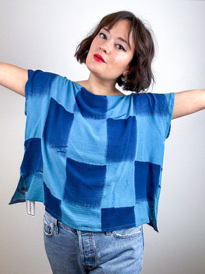 Hand-Dyed Flip Crop Teal Indigo