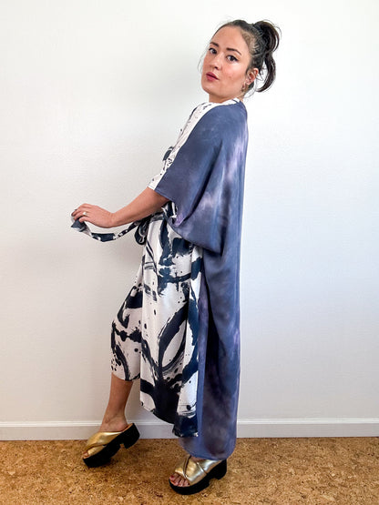 Hand-Dyed Bamboo Tie Caftan Black Sumi Lavender Mix