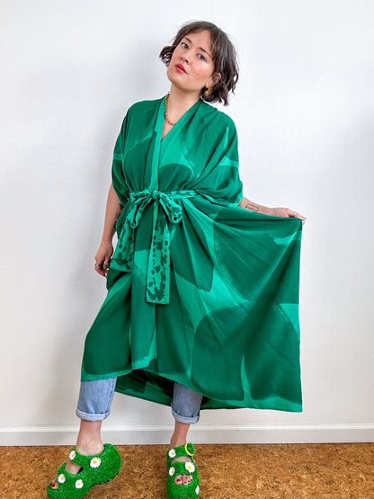 Hand-Dyed High Low Kimono Kelly Green Arc