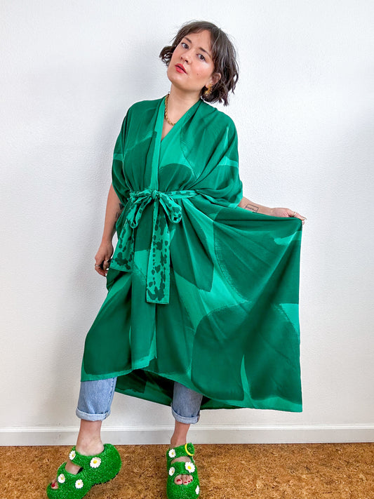 Hand-Dyed High Low Kimono Kelly Green Arc