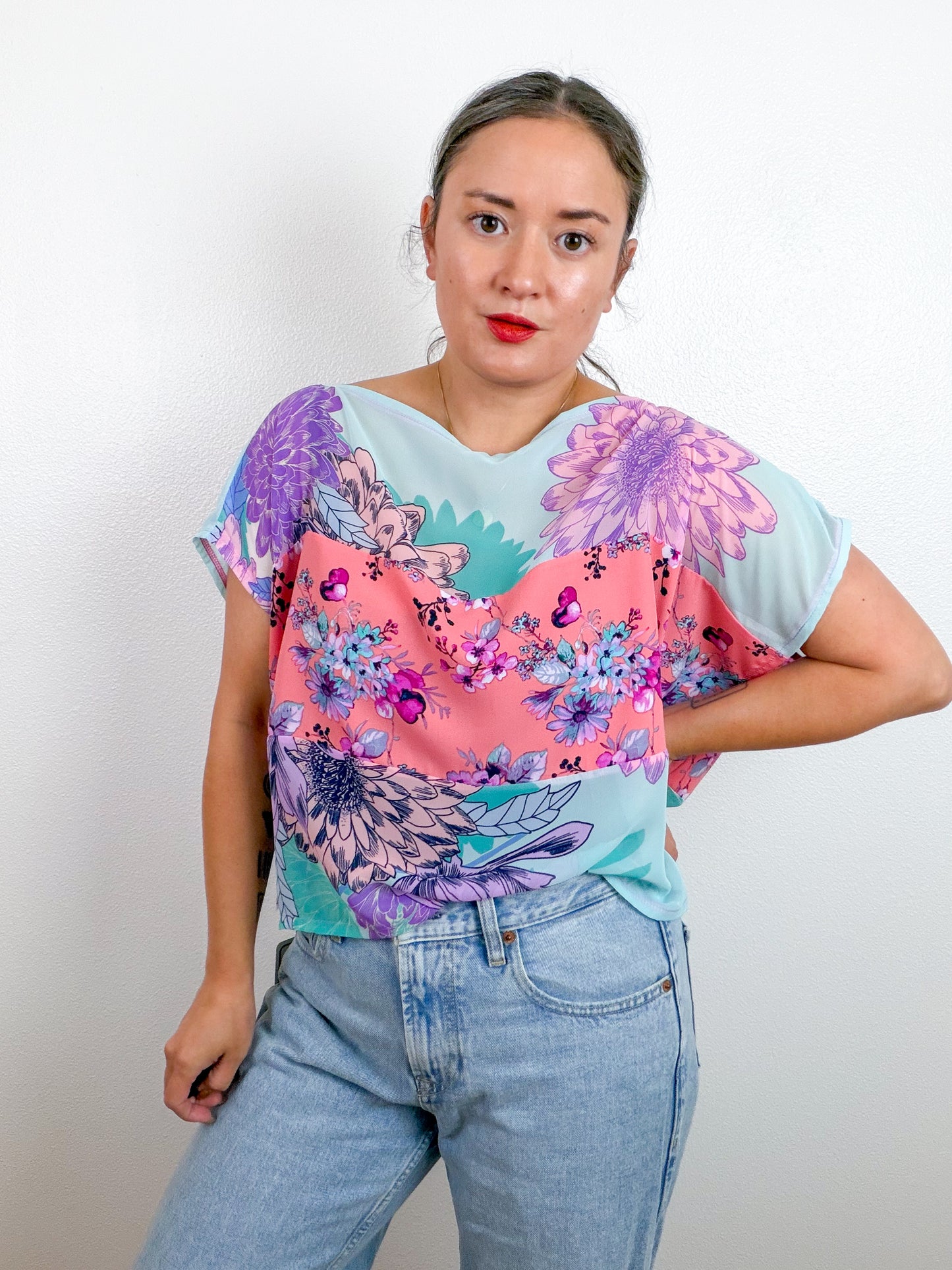 Scrappy Crop Aqua Coral Floral