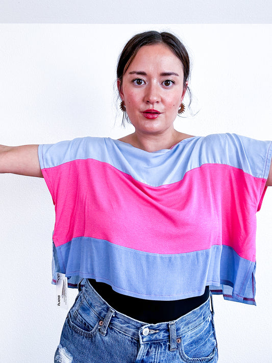 Scrappy Crop Blue Fuchsia Colorblock