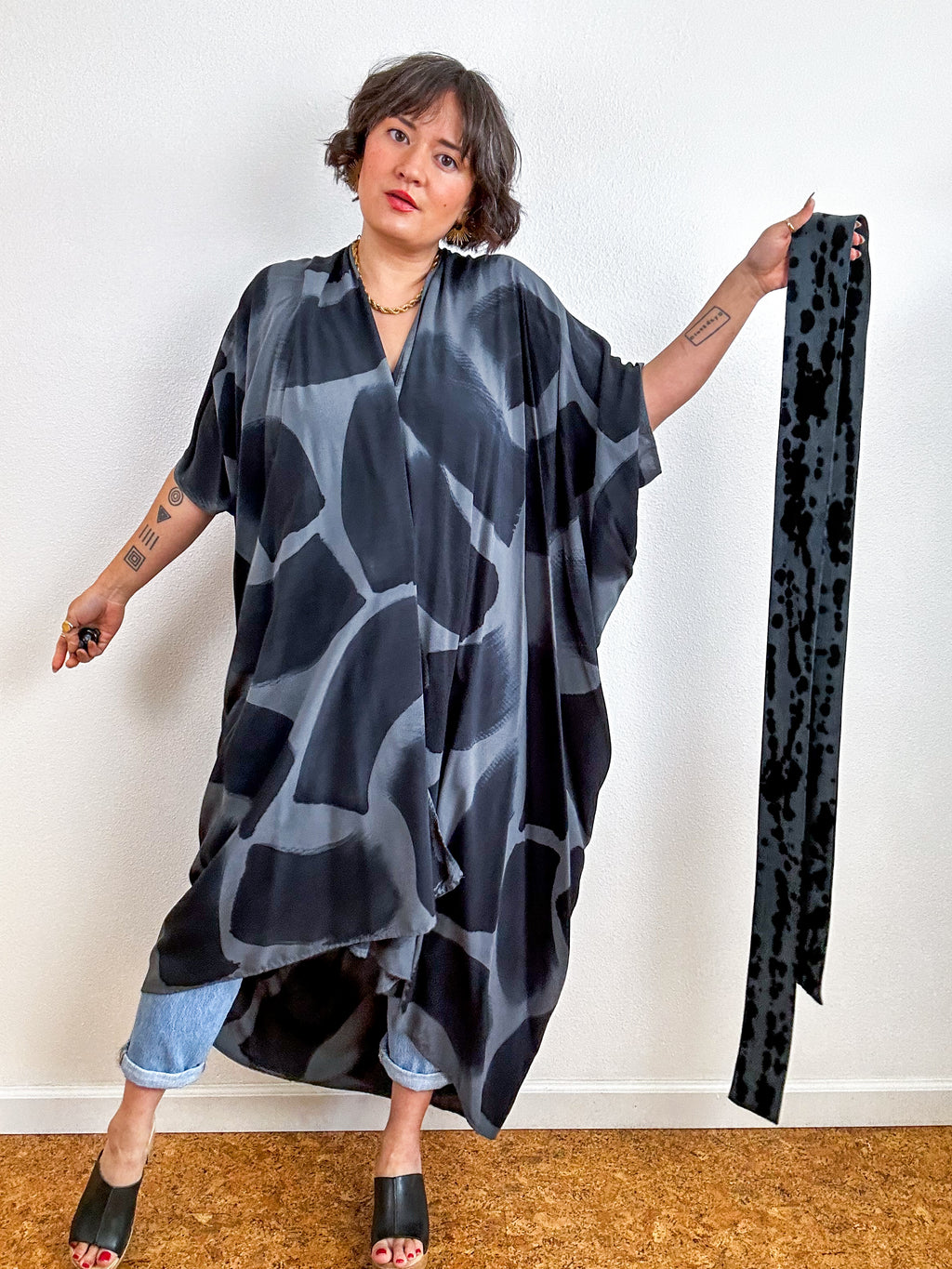 Hand-Dyed High Low Kimono Charcoal Black Brush