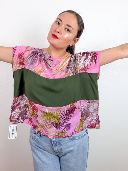 Scrappy Crop Pink Tropical Green