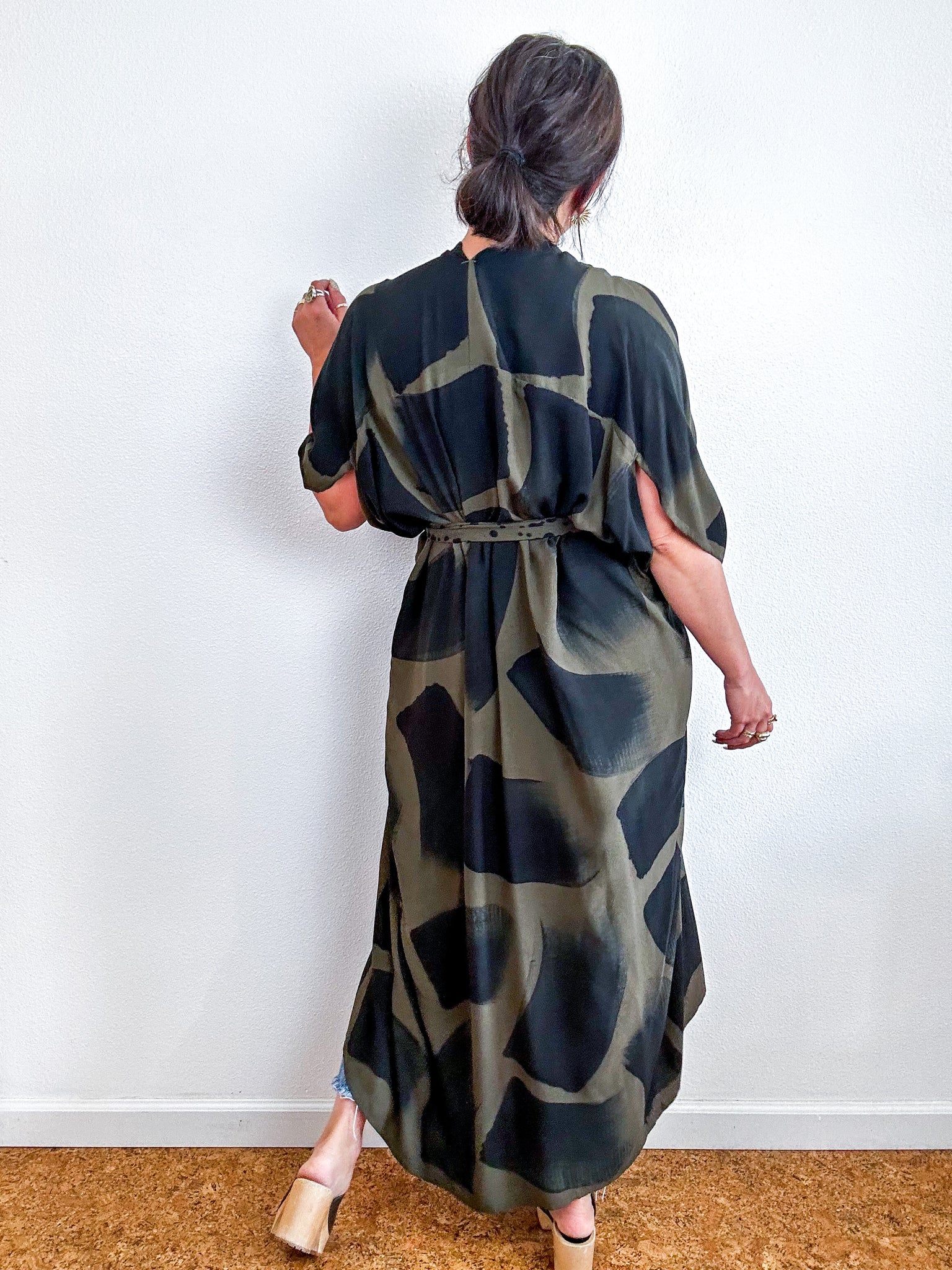 Hand-Dyed High Low Kimono Olive Black Brush