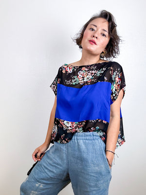 Scrappy Crop Black Blue Floral