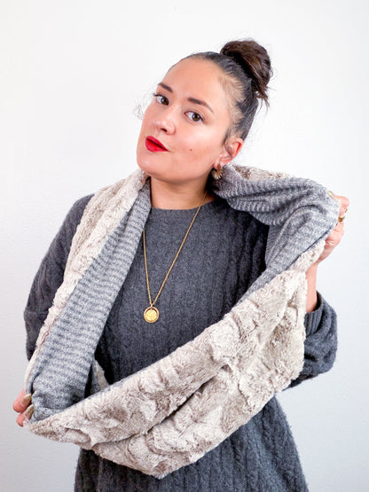 Faux Fur Circle Scarf Latte Grey