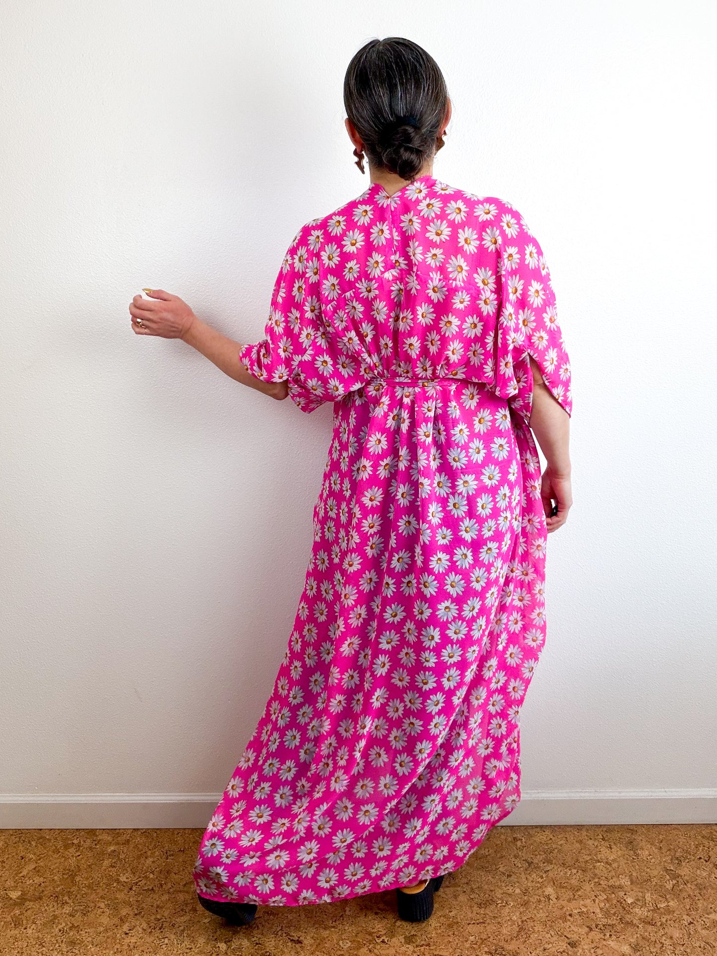 Print High Low Kimono Hot Pink Daisy Chiffon