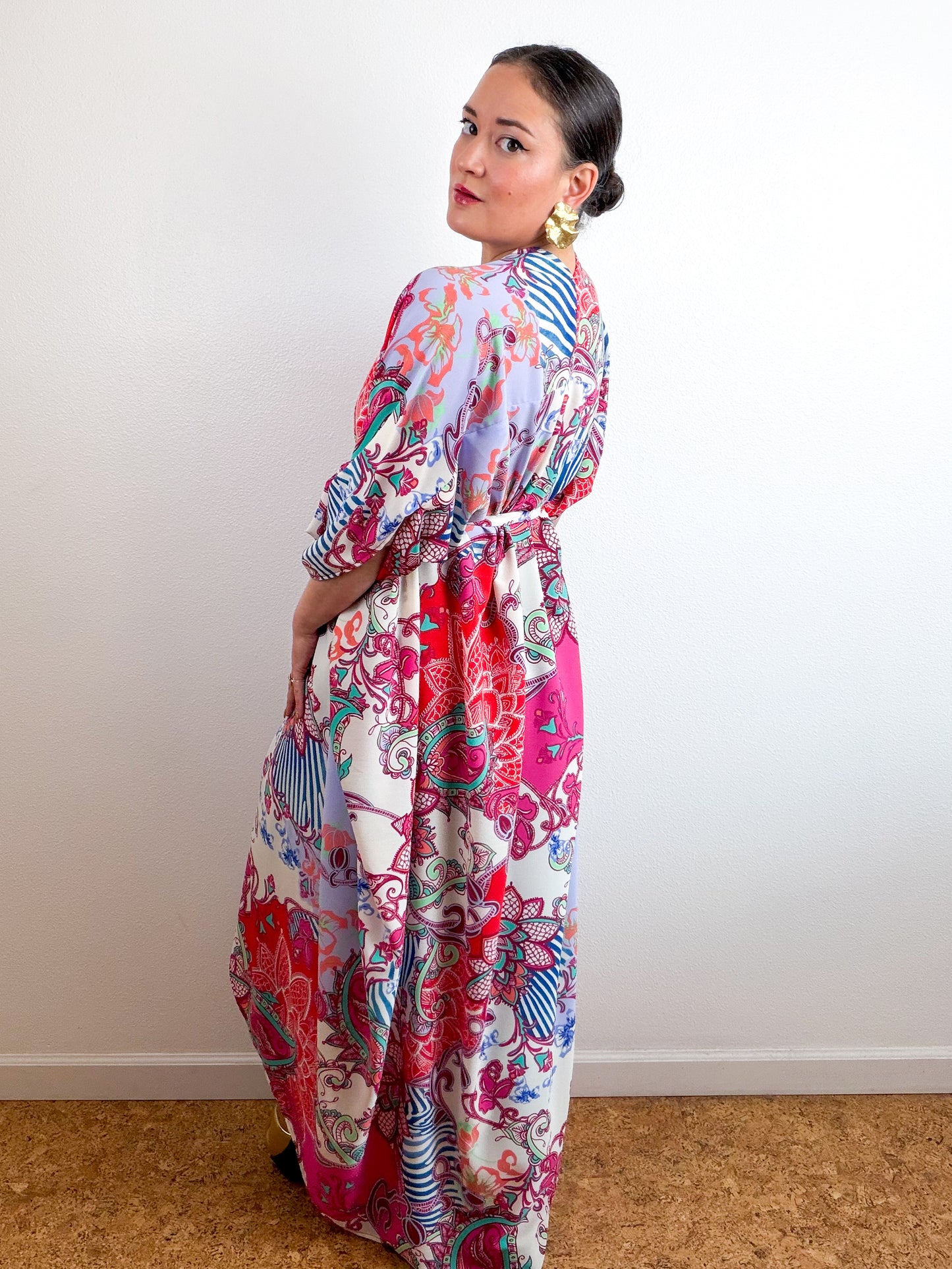 Print High Low Kimono Fuchsia Blue Paisley Bubble Crepe