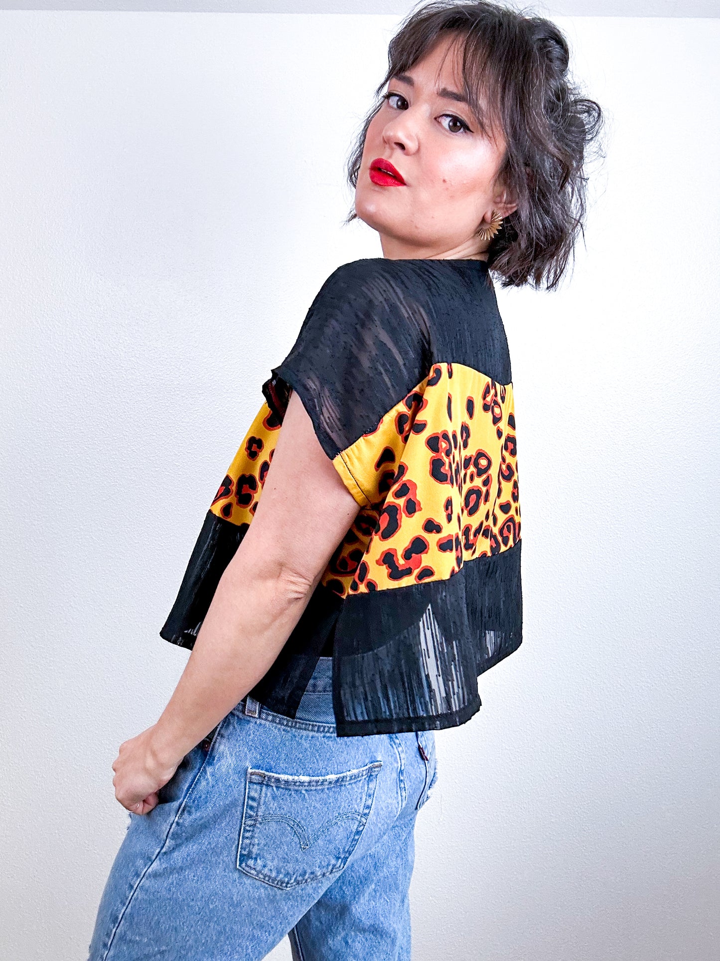 Scrappy Crop Black Leopard Print