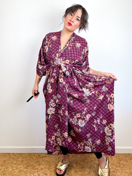 Print High Low Kimono Maroon Paisley Bubble Crepe