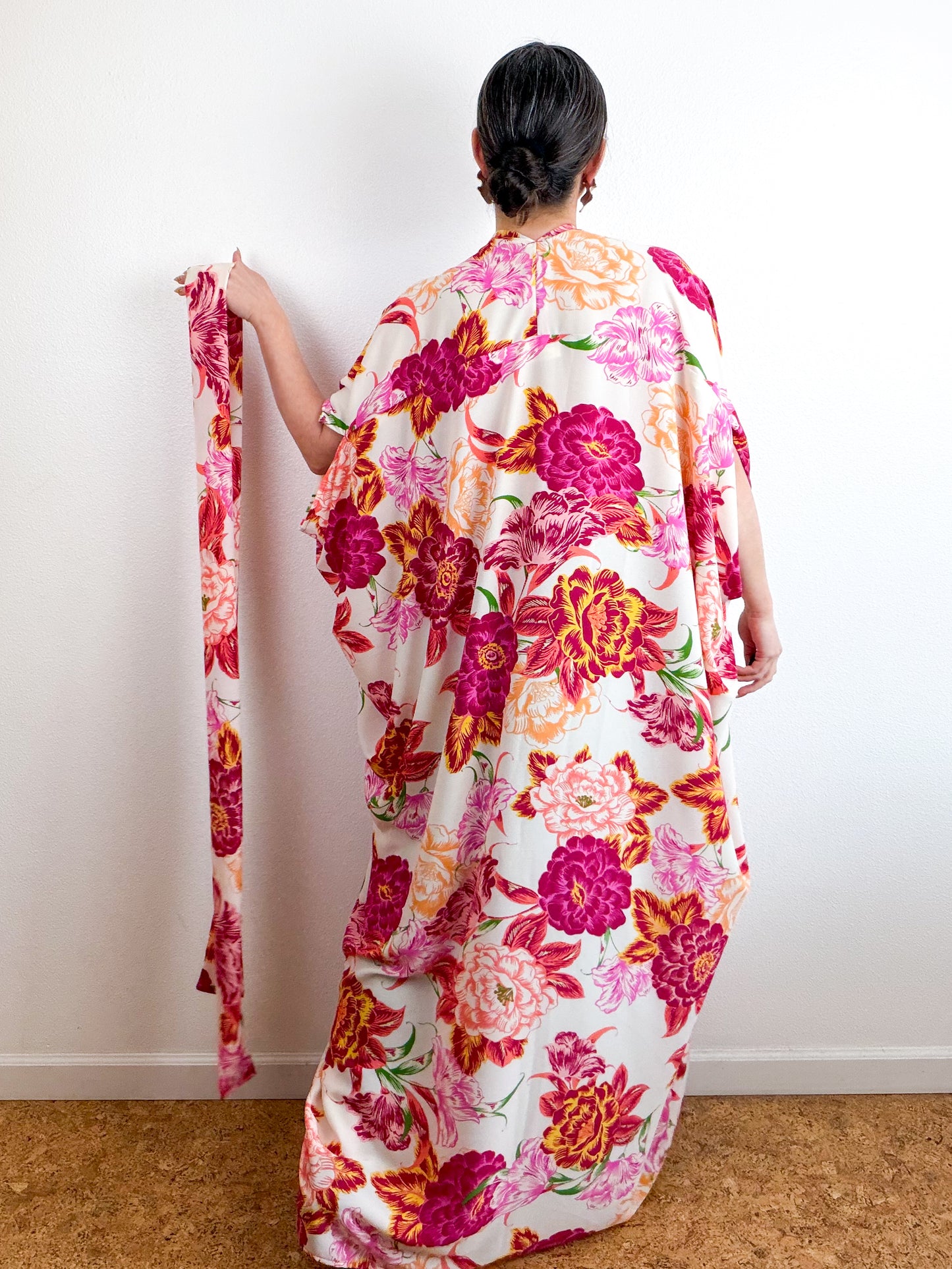 Print High Low Kimono Magenta Peony Bubble Crepe