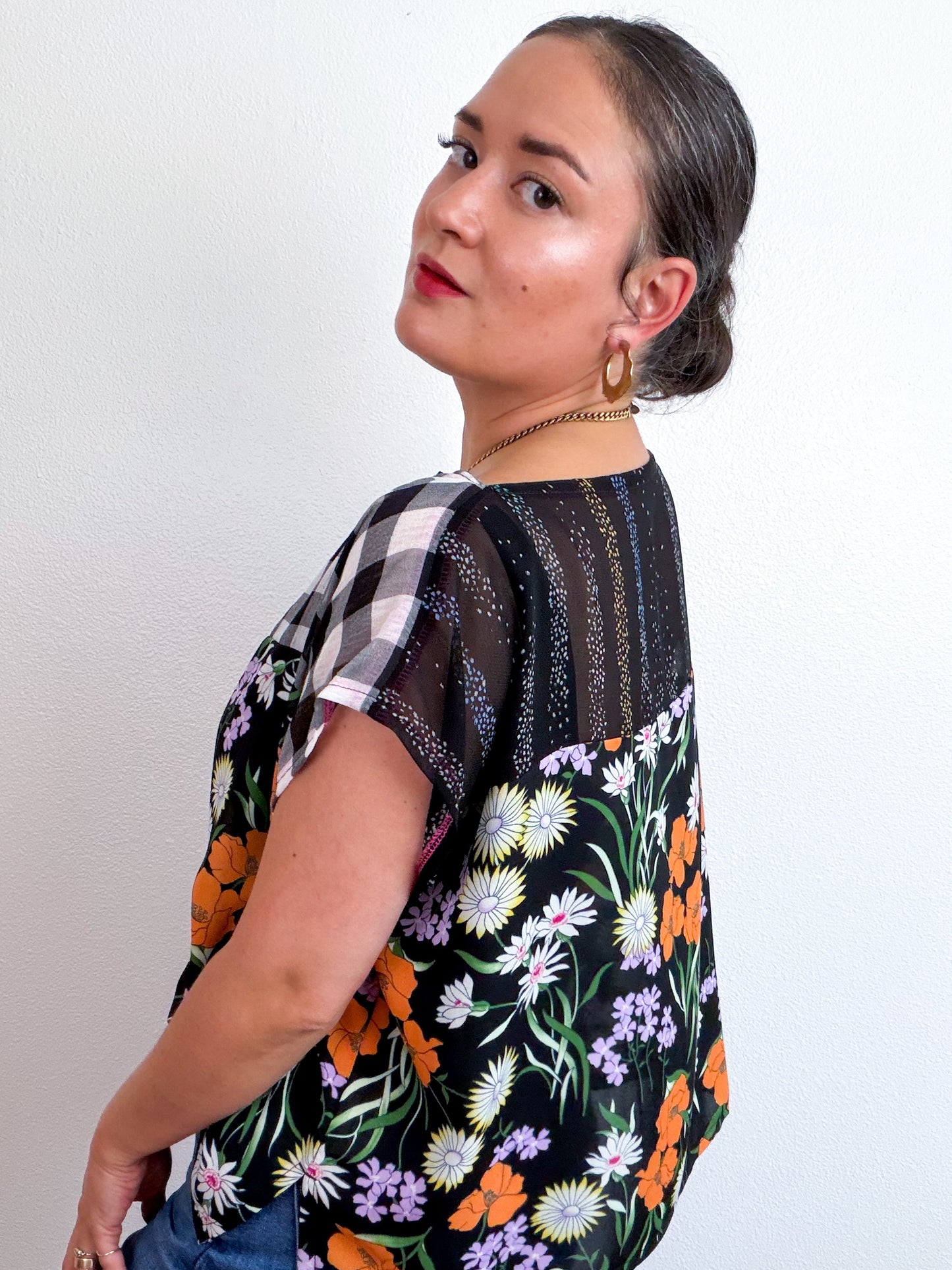 Scrappy Crop Black Floral Gingham