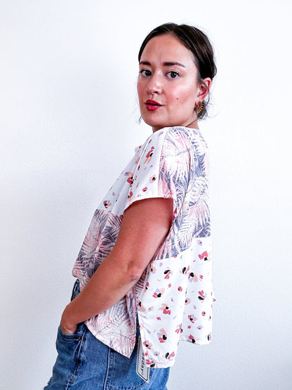 Scrappy Crop White Pink Print Mix
