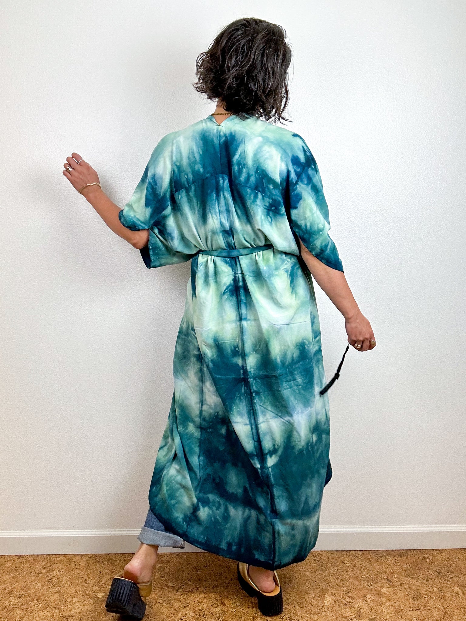 Hand-Dyed High Low Kimono Soft Teal Lines