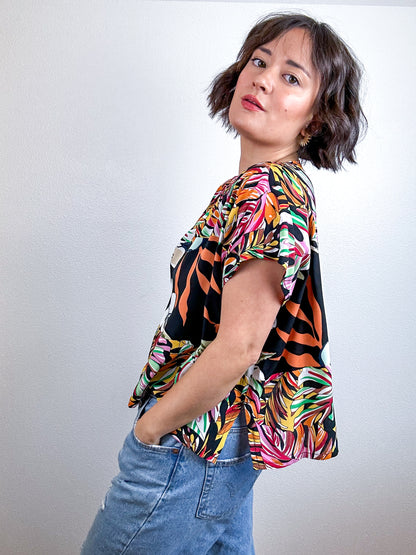 Scrappy Crop Black Tropical Mix 3