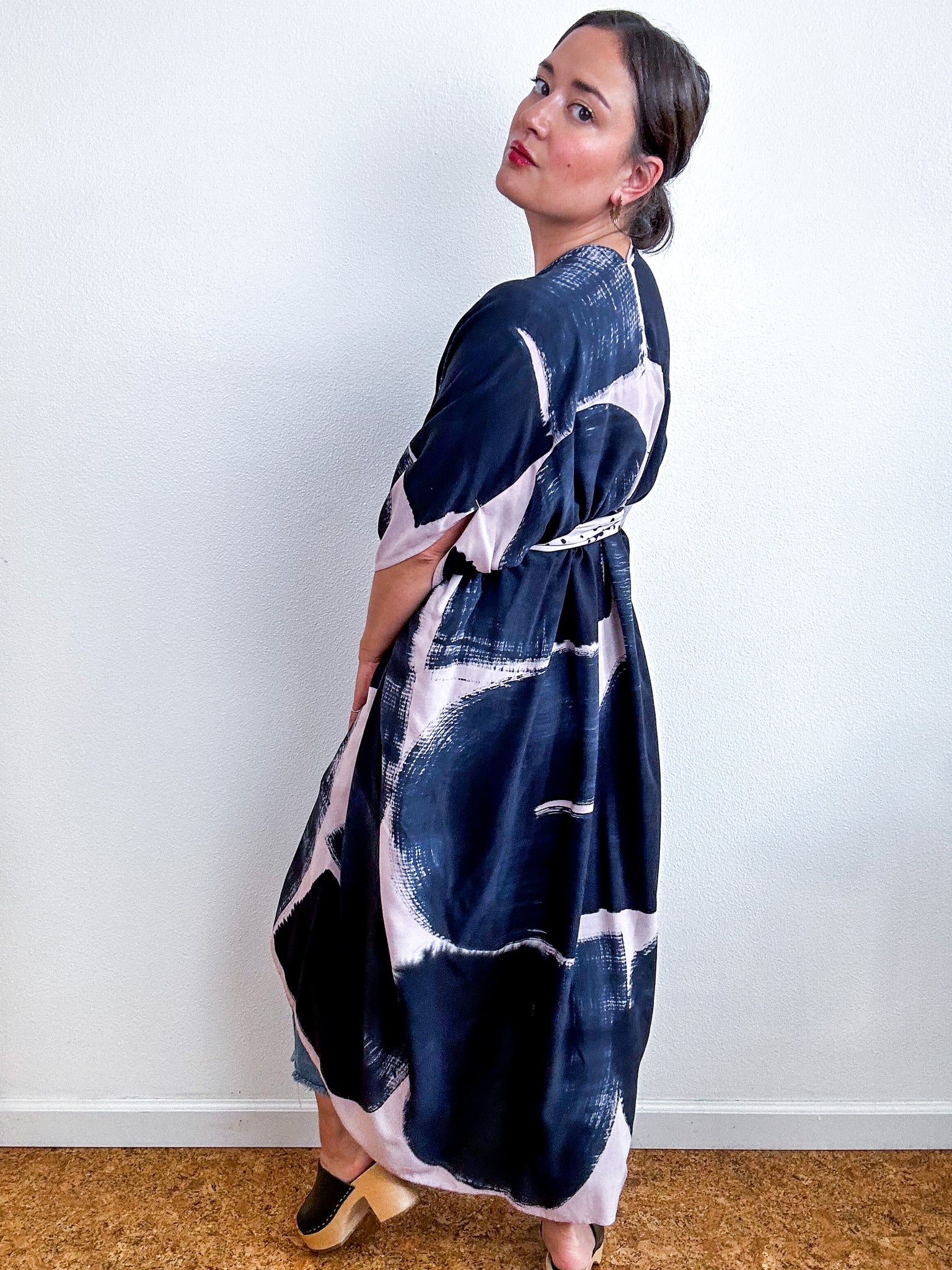 Hand-Dyed High Low Kimono Blush Black Arc