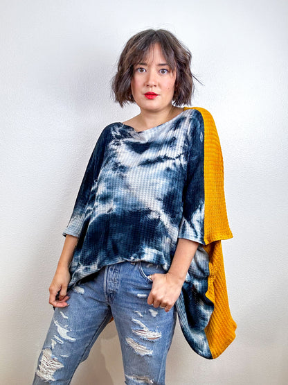 Oversize Flip Sweater Marigold Black Tie