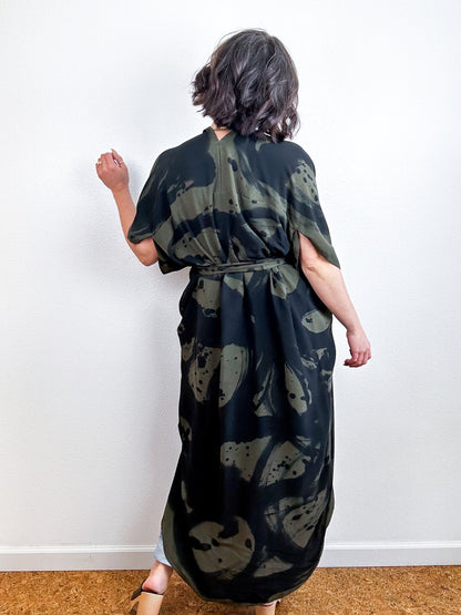 Hand-Dyed High Low Kimono Olive Black Sumi