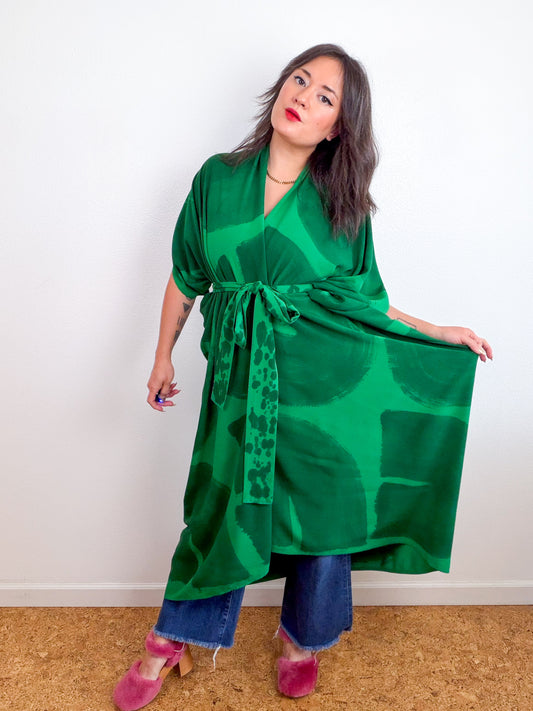 Hand-Dyed High Low Kimono Kelly Green Arc