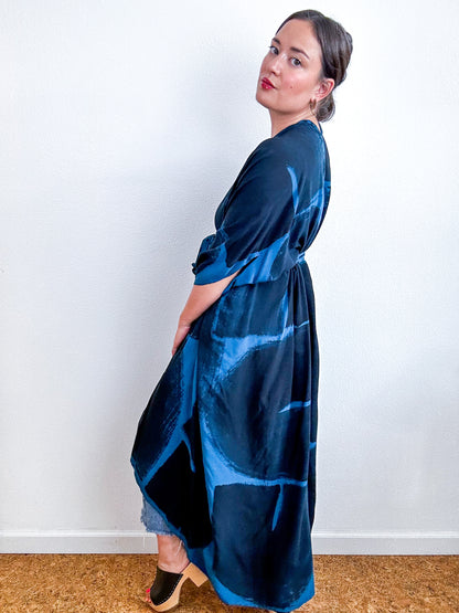 Hand-Dyed High Low Kimono Teal Black Arc